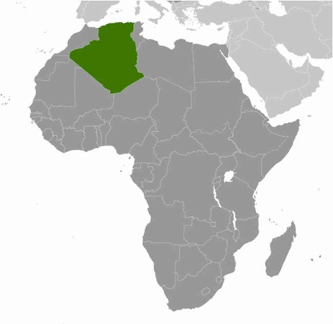 Северная африка тест. Кения на карте с флагом. Largest Country in Africa. Флаги Лесото Ливия Ливан.